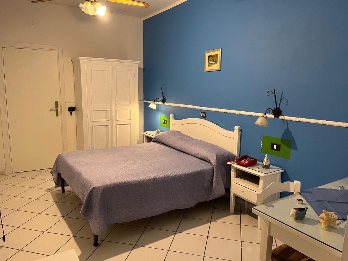 Hotel Caribe Casalnuovo Di Napoli Eksteriør bilde